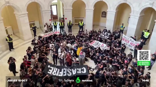 Un grupo de judíos entra en el Capitolio de Estados Unidos para exigir el alto el fuego en Gaza Un grupo de judíos entra en el Capitolio de Estados Unidos para exigir el alto el fuego en Gaza