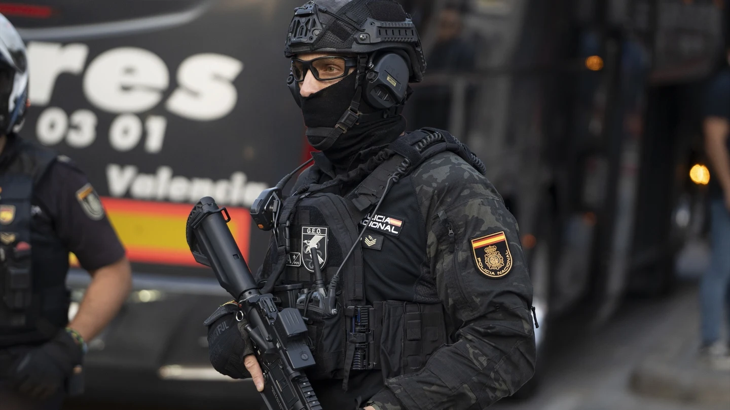 España sigue en el nivel 4 de alerta antiterrorista: ¿Quién lo decide? ¿Cuántos niveles hay? ¿Qué implica el nivel 5? España sigue en el nivel 4 de alerta antiterrorista: ¿Quién lo decide? ¿Cuántos niveles hay? ¿Qué implica el nivel 5?