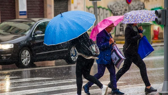 Fuertes lluvias por la borrasca Aline Fuertes lluvias por la borrasca Aline