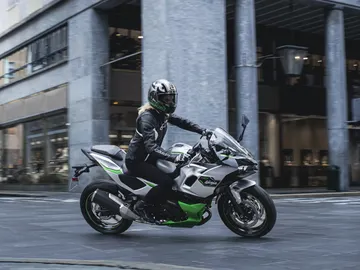 Kawasaki Ninja 7 Hybrid Kawasaki Ninja 7 Hybrid