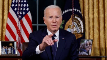 Joe Biden en el despacho Oval