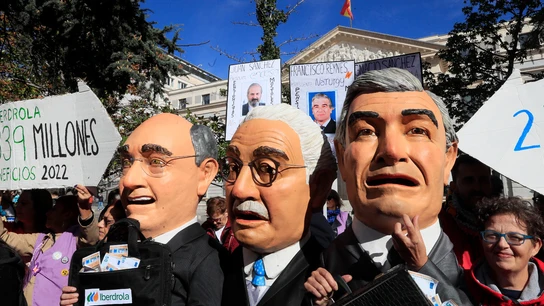 Organizaciones sociales advierten de "una gran crisis" de cortes de suministros en 2024 si no se prorroga la moratoria Organizaciones sociales advierten de "una gran crisis" de cortes de suministros en 2024 si no se prorroga la moratoria