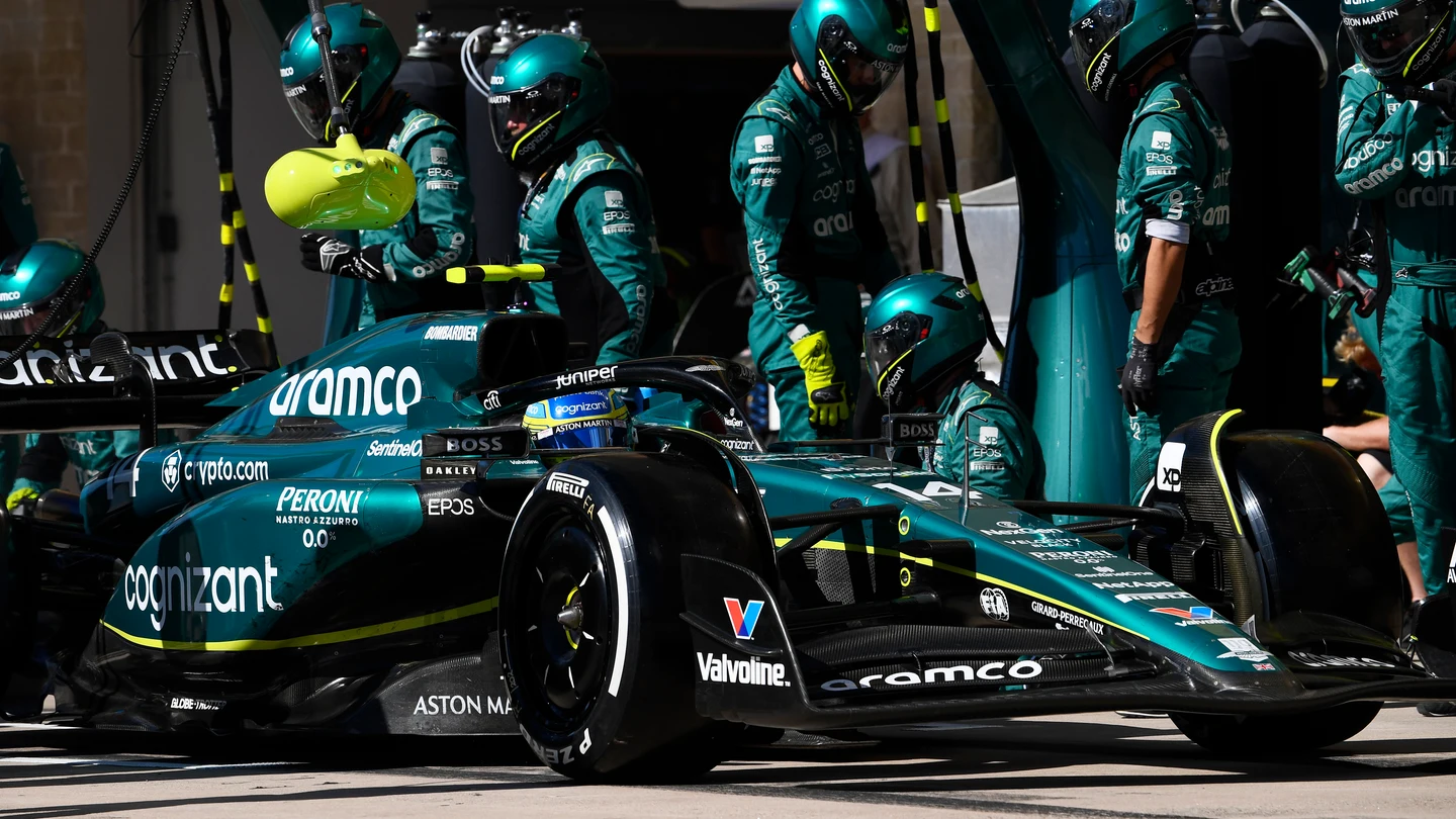 Fernando Alonso en su Aston Martin, GP de EEUU Fernando Alonso en su Aston Martin, GP de EEUU