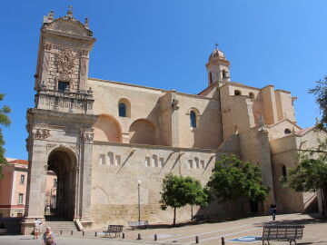 Catedral de San Nicolás de Sácer
