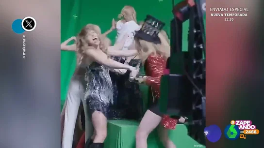 Un usuario de Twitter descubre la surrealista frase que parece decir Taylor Swift en la grabación de un videoclip Un usuario de Twitter descubre la surrealista frase que parece decir Taylor Swift en la grabación de un videoclip