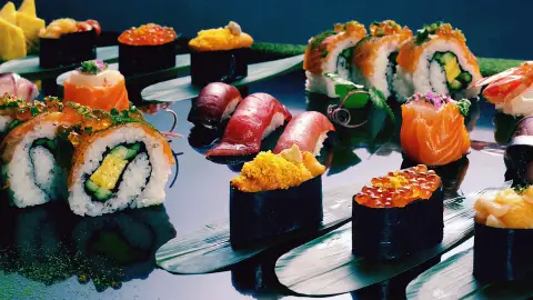 Sushi. Sushi.