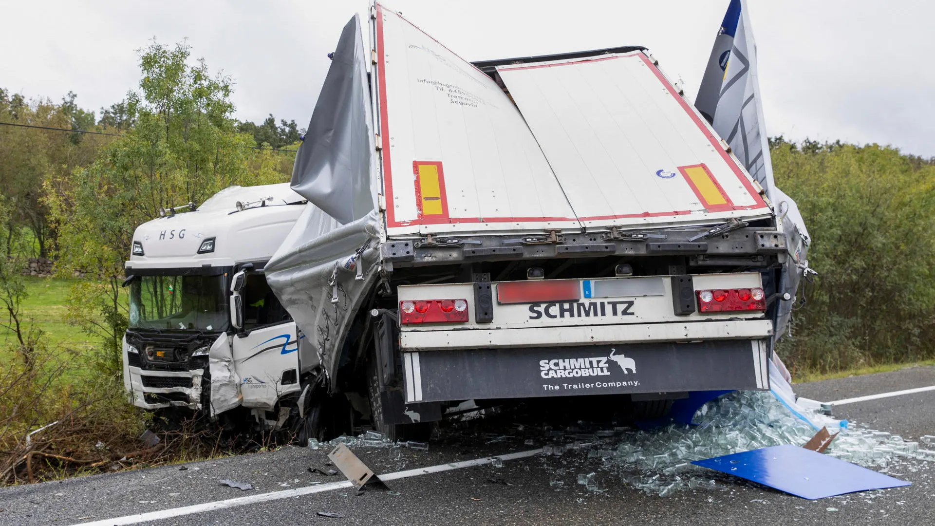 Mueren una mujer y sus tres hijos menores en un accidente de tráfico en Segovia