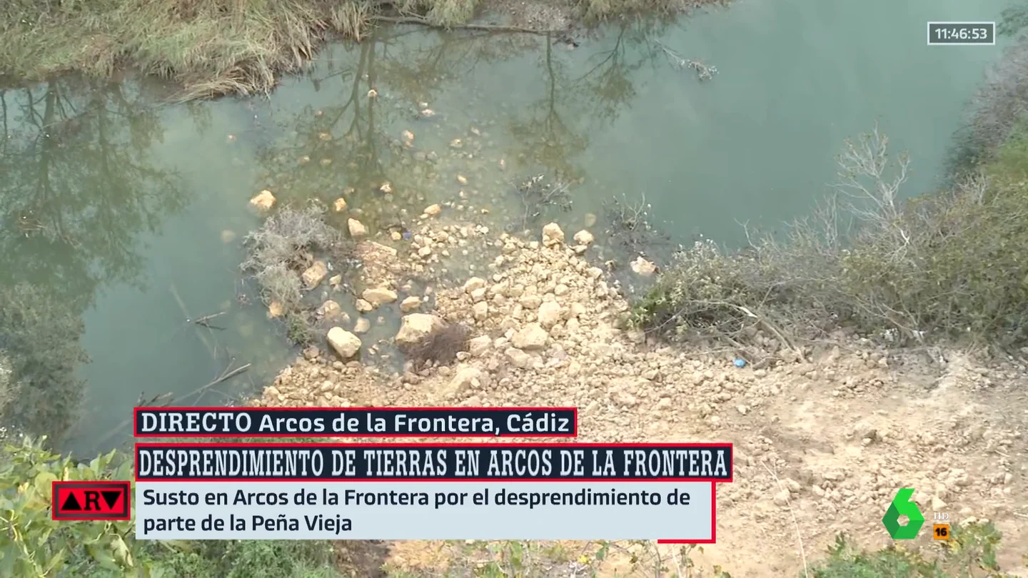 Susto en Arcos de la Frontera (Cádiz) por el desprendimiento de una parte de la Peña Vieja Susto en Arcos de la Frontera (Cádiz) por el desprendimiento de una parte de la Peña Vieja