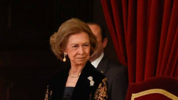 La reina Sofía no asistirá a la jura de la princesa Leonor en el Congreso para evitar diferencias con Juan Carlos I