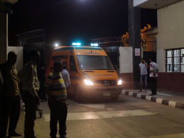 A projectile hits the Egyptian city of Taba, next to the border with Israel, leaving six injured