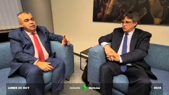 Santos Cerdán (PSOE) se reúne con Puigdemont en el Parlamento Europeo en plenas negociaciones para la investidura Santos Cerdán (PSOE) se reúne con Puigdemont en el Parlamento Europeo en plenas negociaciones para la investidura