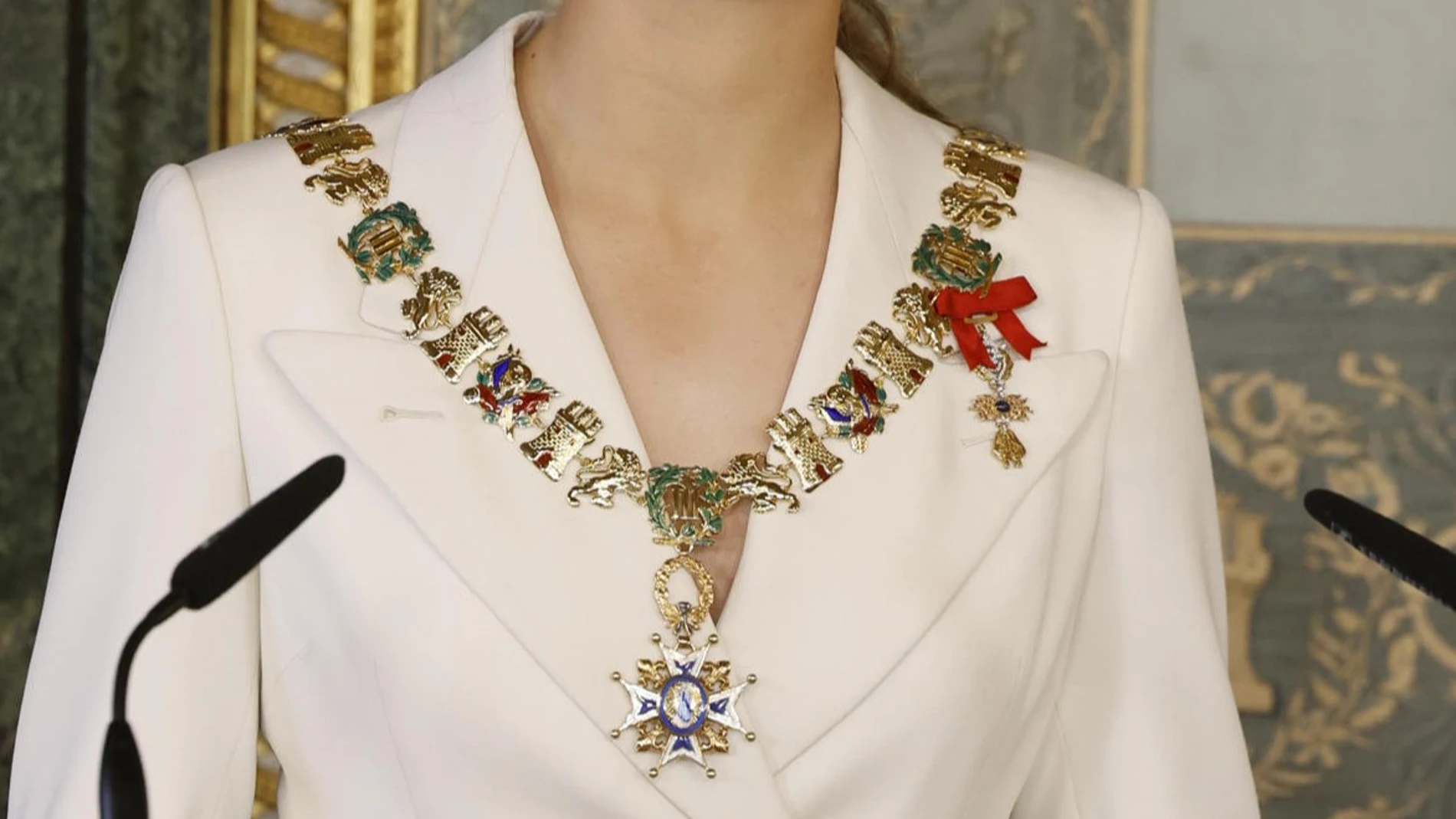 ¿Qué es el collar de la real orden de Carlos III?