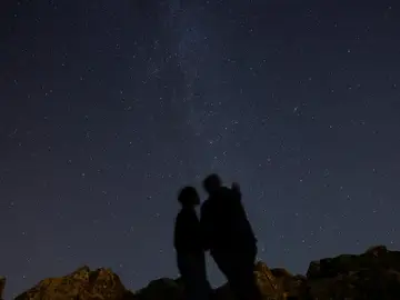 Los cúmulos estelares envejecen en el cosmos como las células en nuestro cuerpo Los cúmulos estelares envejecen en el cosmos como las células en nuestro cuerpo
