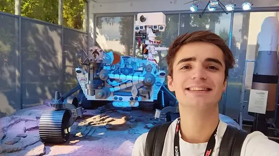 La NASA ficha a Juan García, un joven de 22 años de Linares. La NASA ficha a Juan García, un joven de 22 años de Linares.