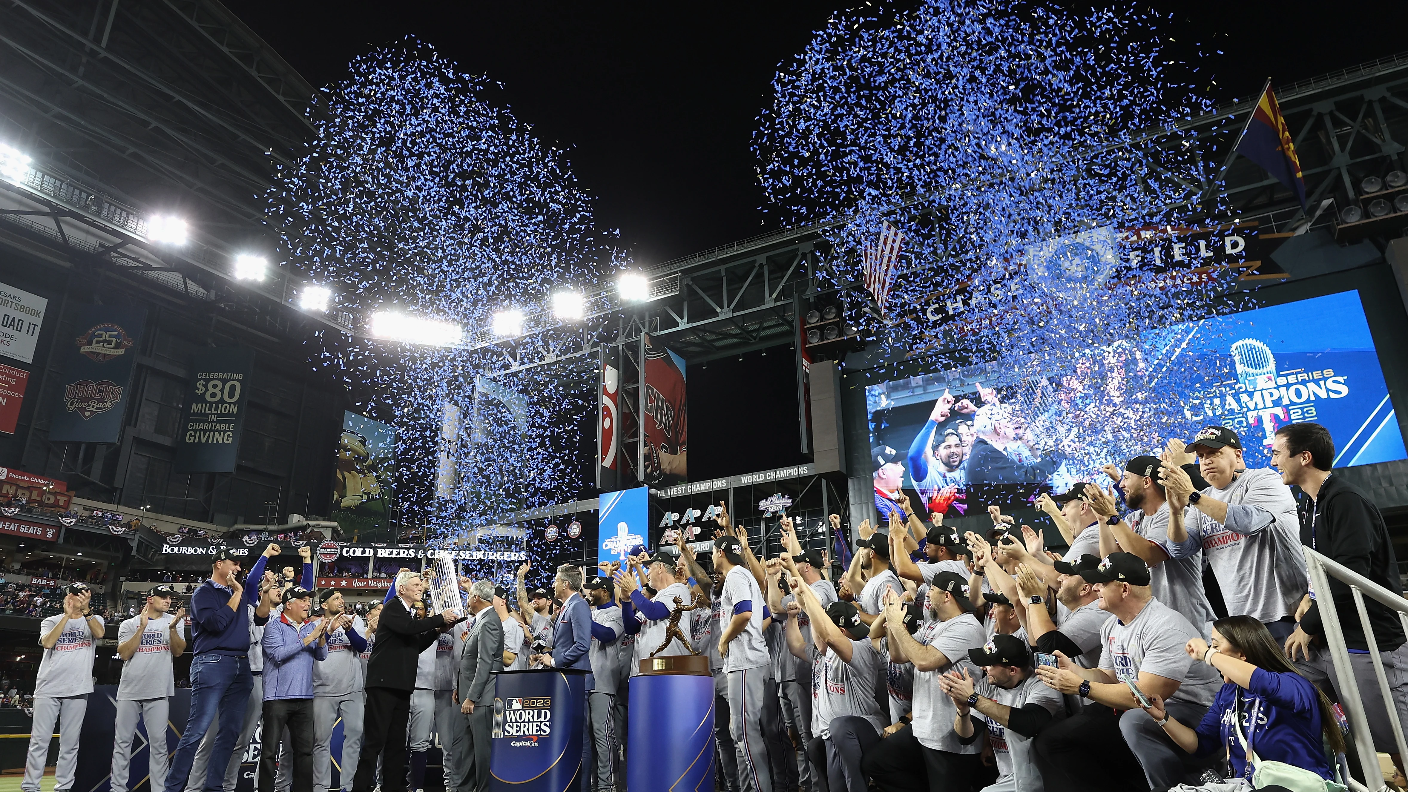 Los Texans Rangers conquistan las Series Mundiales de Béisbol por primera vez en 62 años