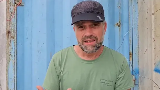Un anestesista español de Médicos Sin Fronteras logra salir de Gaza por el paso de Rafah Un anestesista español de Médicos Sin Fronteras logra salir de Gaza por el paso de Rafah
