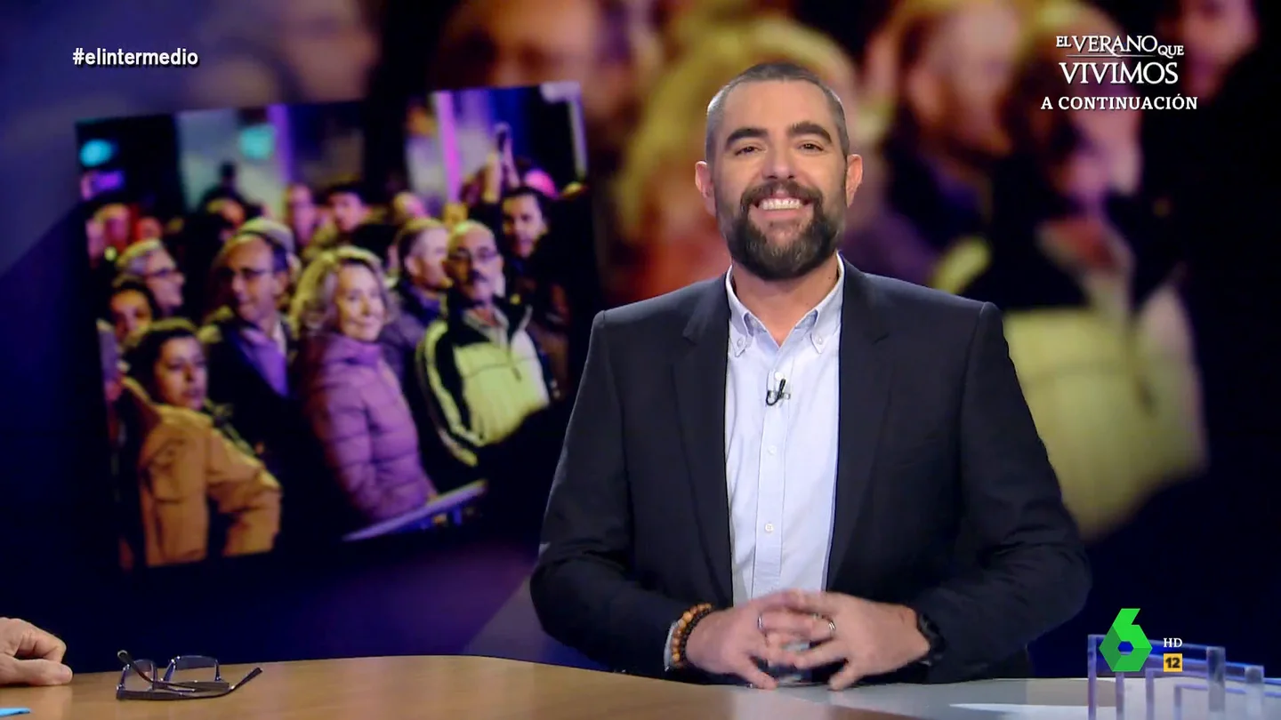 Dani Mateo analiza la participación de Esperanza Aguirre en la concentración en Ferraz: "No pide permiso ni perdón" Dani Mateo analiza la participación de Esperanza Aguirre en la concentración en Ferraz: "No pide permiso ni perdón"