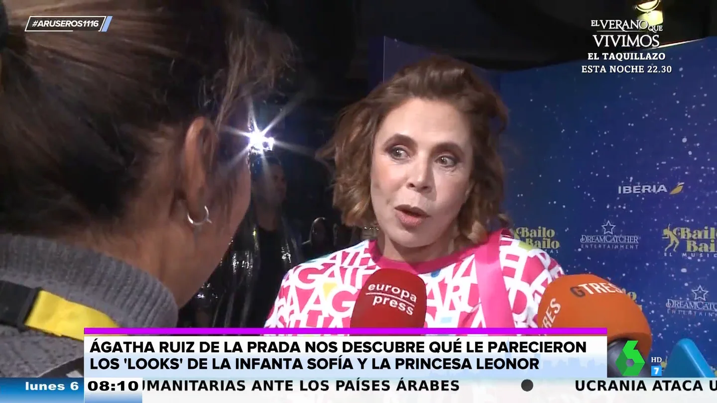 Ágatha Ruíz de la Prada sorprende al decir esto sobre los trajes blancos de la reina Letizia y la princesa Leonor Ágatha Ruíz de la Prada sorprende al decir esto sobre los trajes blancos de la reina Letizia y la princesa Leonor