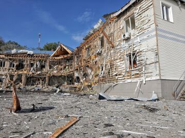 Russia attacks the center of Odessa and its port infrastructure with missiles and drones