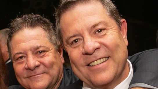 El hermano gemelo de Page se da de baja del PSOE ante la "deriva" del partido El hermano gemelo de Page se da de baja del PSOE ante la "deriva" del partido