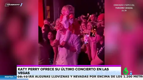 El tierno momento de Katy Perry al parar su concierto en Las Vegas para saludar a su hija junto a Orlando Bloom