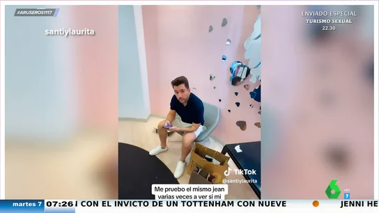 La pillada de una chica a su marido en la tienda de ropa: se prueba cuatro veces el mismo pantalón y él opina diferente cada vez La pillada de una chica a su marido en la tienda de ropa: se prueba cuatro veces el mismo pantalón y él opina diferente cada vez
