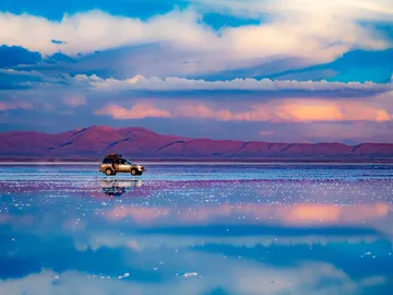 Salar de Uyuni Salar de Uyuni
