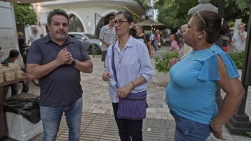 El repugnante "catálogo" de mujeres que ofrecen a los turistas en Santo Domingo: "Muchos pagan más por un niña"