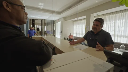 Un recepcionista de hotel de Santo Domingo desvela cómo detecta si el turista que se hospeda con un niño es un pederasta Un recepcionista de hotel de Santo Domingo desvela cómo detecta si el turista que se hospeda con un niño es un pederasta