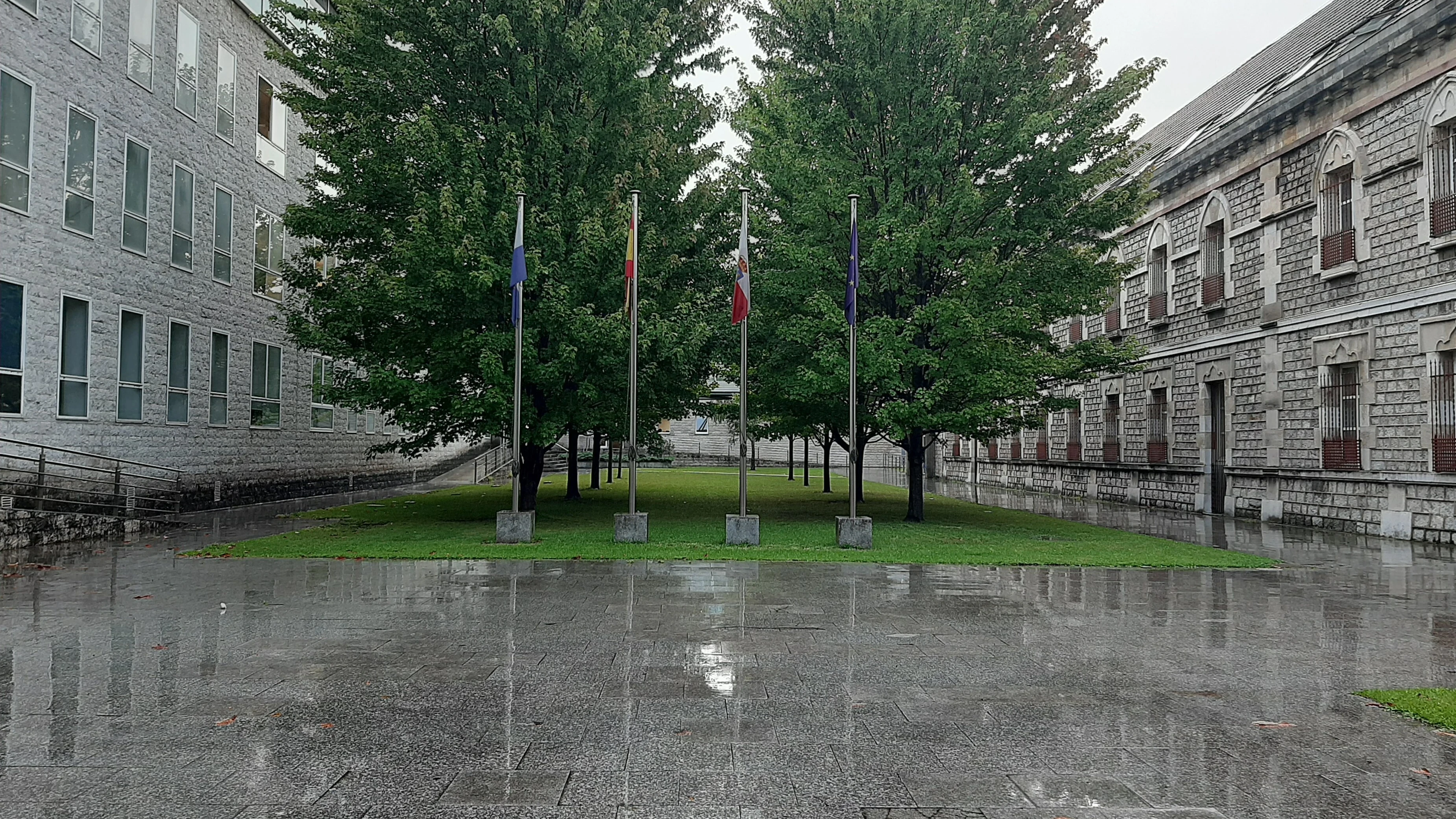 Sede de la Audiencia Provincial de Cantabria y del Tribunal Superior de Justicia de dicha comunidad autónoma (archivo)