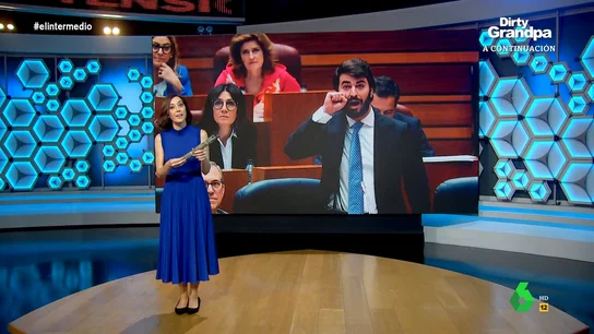 Cristina Gallego ironiza sobre el supuesto gesto de García-Gallardo: "¿Cuándo le ha faltado él el respeto a alguien?" Cristina Gallego ironiza sobre el supuesto gesto de García-Gallardo: "¿Cuándo le ha faltado él el respeto a alguien?"