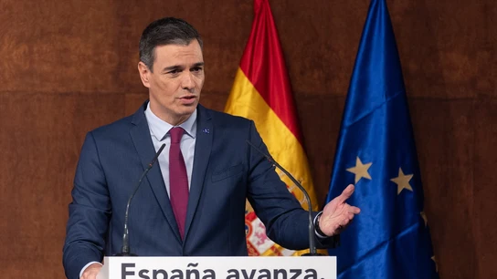 Imagen de archivo de Pedro Sánchez durante una comparecencia de prensa Las cesiones de Sánchez para conseguir su investidura: amnistía, relator y autogobierno vasco