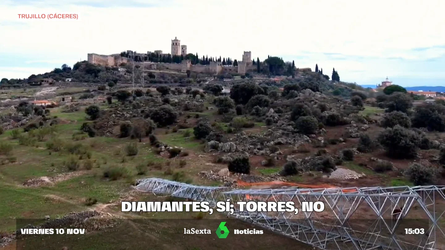 Trujillo en contra de las torres de alta tensión de la fábrica de diamantes sintéticos Trujillo en contra de las torres de alta tensión de la fábrica de diamantes sintéticos