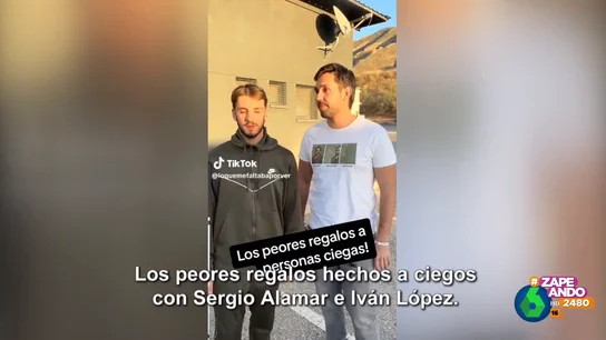 Dos chicos ciegos se hacen virales explicando los peores regalos que puedes hacerle a un invidente Dos chicos ciegos se hacen virales explicando los peores regalos que puedes hacerle a un invidente