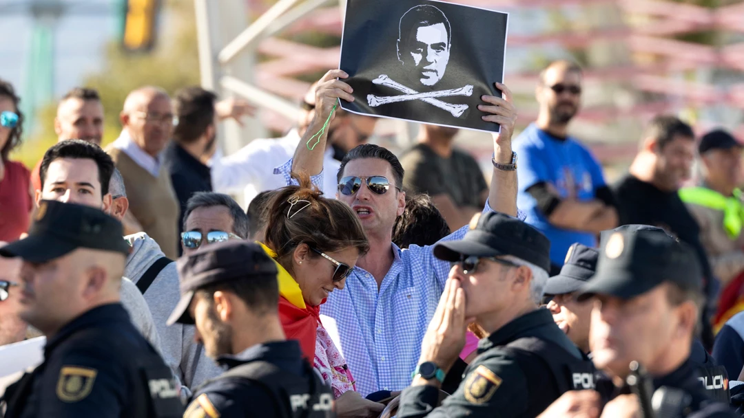 Protesta contra Pedro Sánchez en Málaga Protesta contra Pedro Sánchez en Málaga