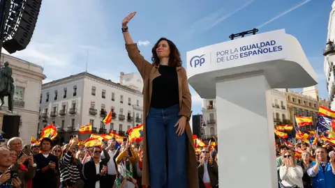 Isabel Díaz Ayuso en la manifestación contra la amnistía en Madrid