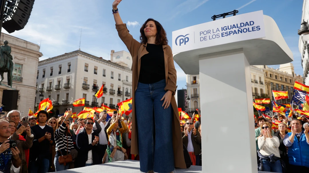 Isabel Díaz Ayuso en la manifestación contra la amnistía en Madrid