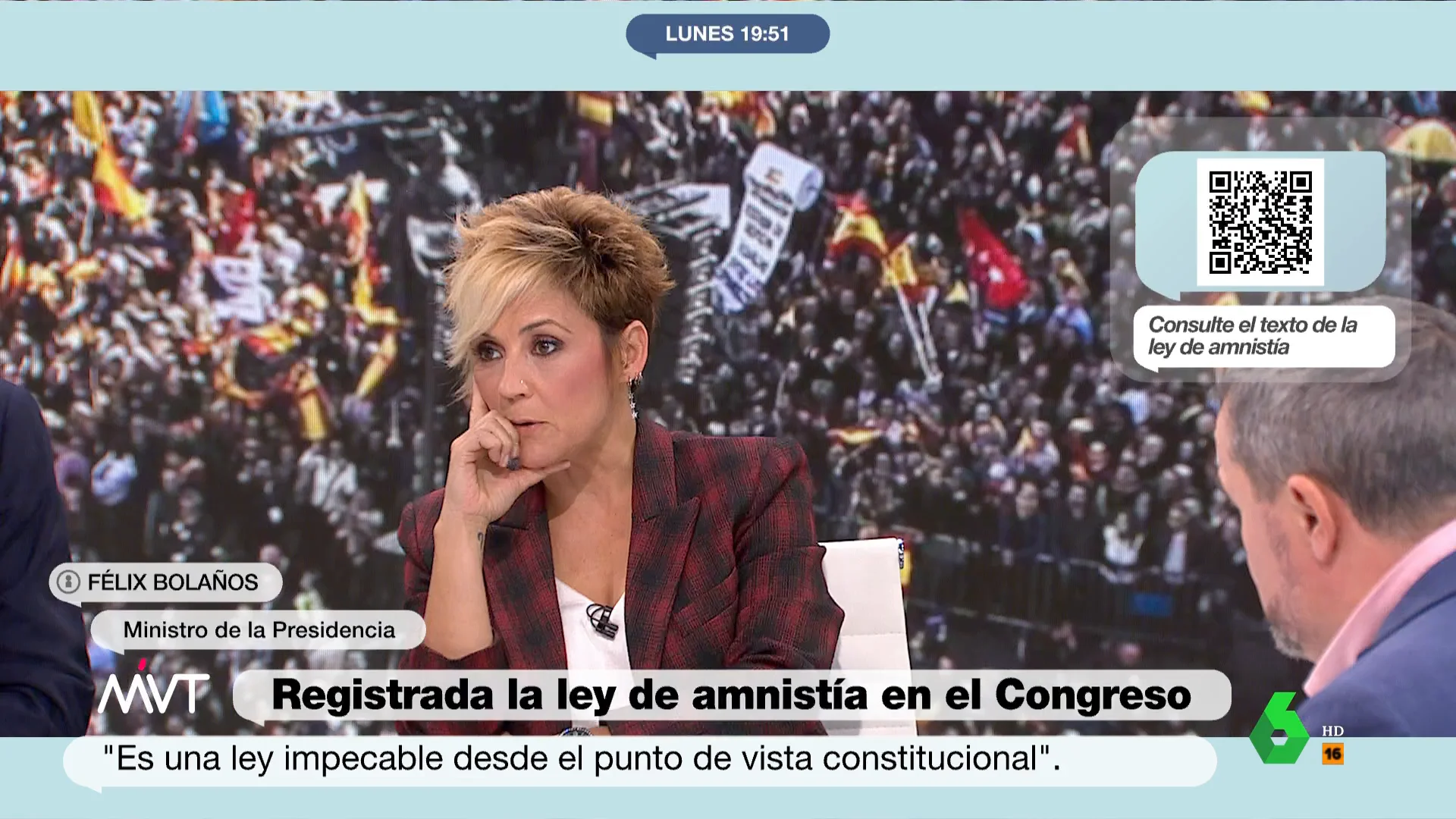 "La amnistía no va de unos pocos, va de muchas gentes que, por ejemplo, han sido directores o directoras de una escuela y han abierto ese centro público", afirmaba la líder de Sumar. La respuesta de la presentadora de Más Vale Tarde, en este vídeo.