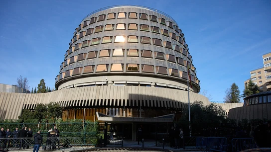 Vista de la fachada del Tribunal Constitucional. Vista de la fachada del Tribunal Constitucional.