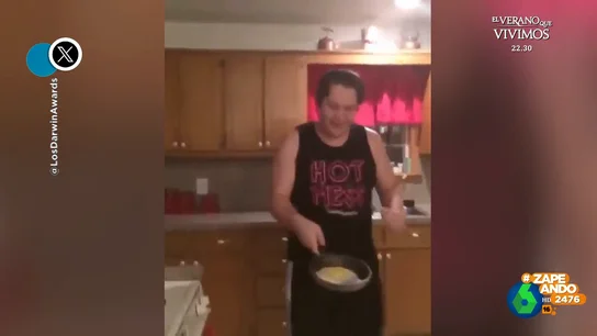 Del estallido de alegría a la rabia: así vive un chico el momento en el que intenta dar la vuelta a una tortilla Del estallido de alegría a la rabia: así vive un chico el momento en el que intenta dar la vuelta a una tortilla