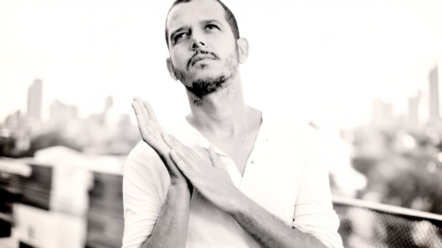 Abdel&aacute; Taia