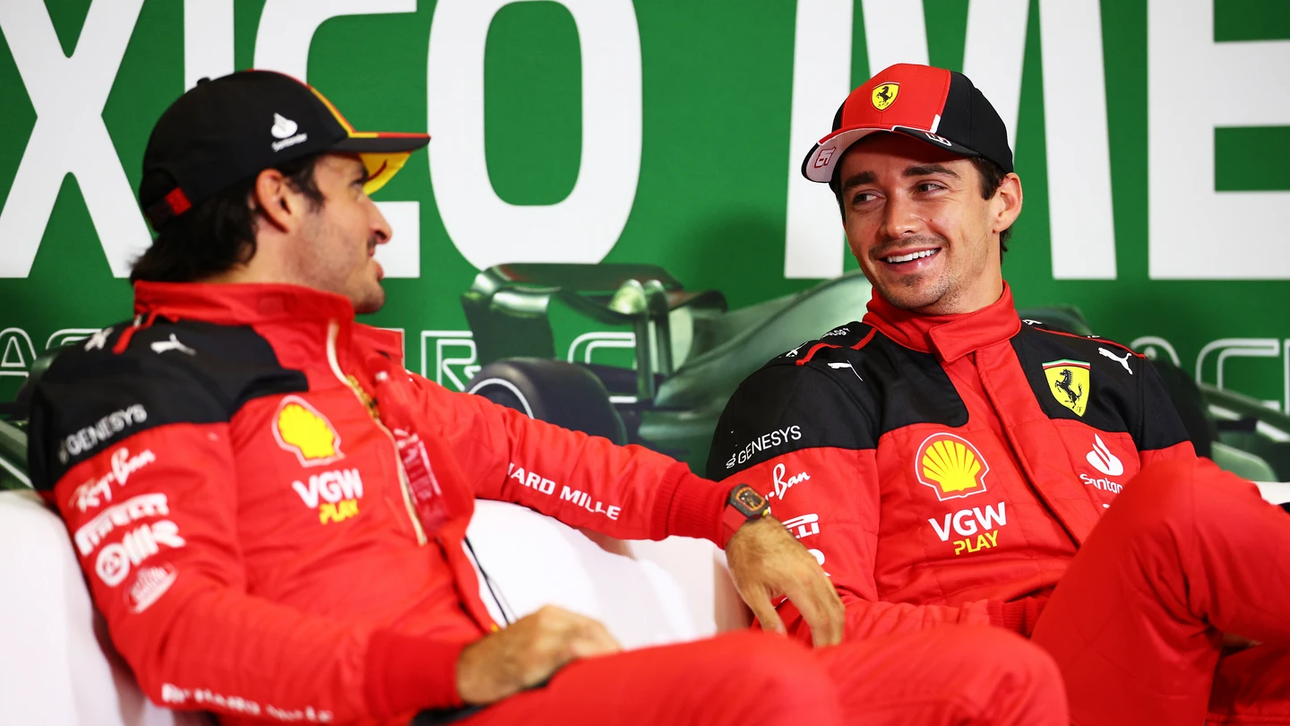 Carlos Sainz y Charles Leclerc Carlos Sainz y Charles Leclerc