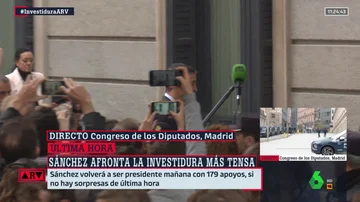 Sánchez llega al Congreso para su investidura