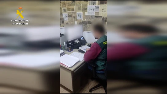 La Guardia Civil investiga los investiga la falsificación de más de 330 certificados médicos de futbolistas en Almería La Guardia Civil investiga los investiga la falsificación de más de 330 certificados médicos de futbolistas en Almería