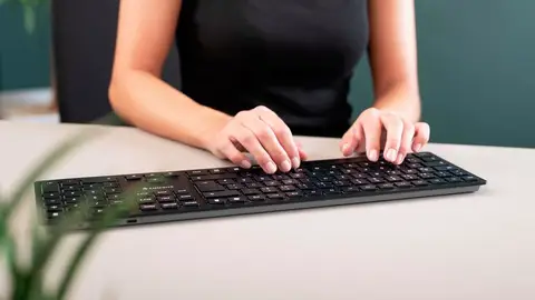 Teclado CHERRY completo Teclado CHERRY completo
