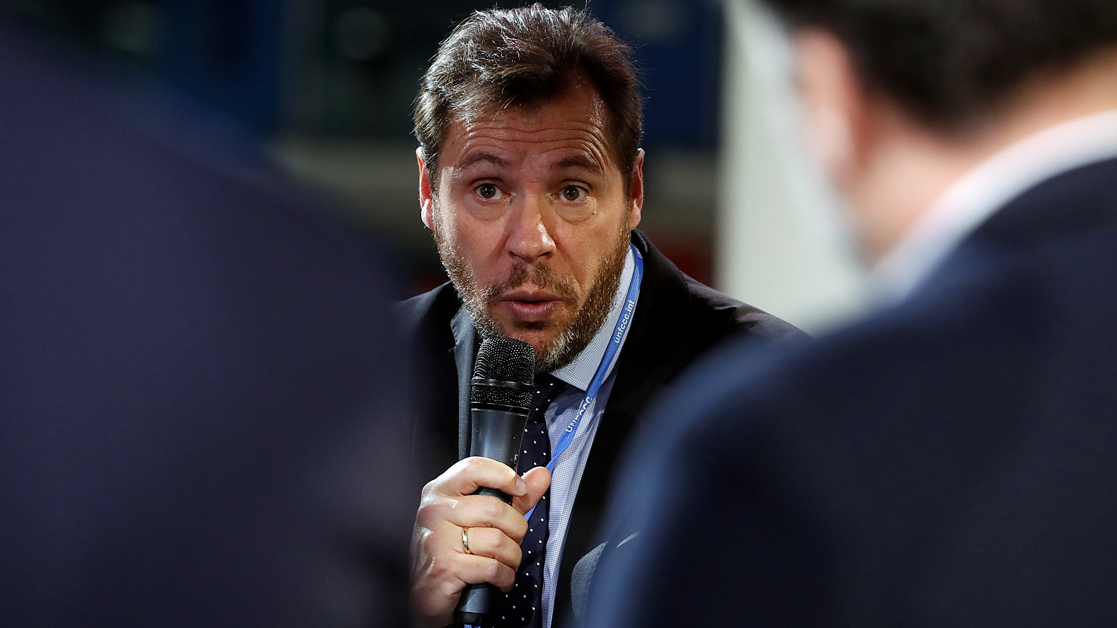 Óscar Puente, en una mesa de debate durante la Cumbre del Clima en Madrid