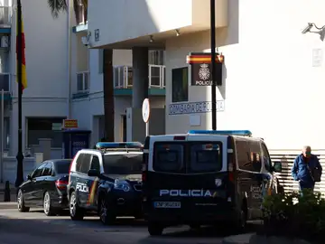Comisaria de la localidad malagueña de Fuengirola donde la Policía Nacional ha detenido un hombre relacionado con el disparo a Aleix Vidal-Quadras.