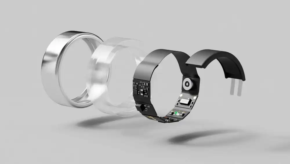 Este nuevo anillo inteligente presume de titanio y GPS integrado
