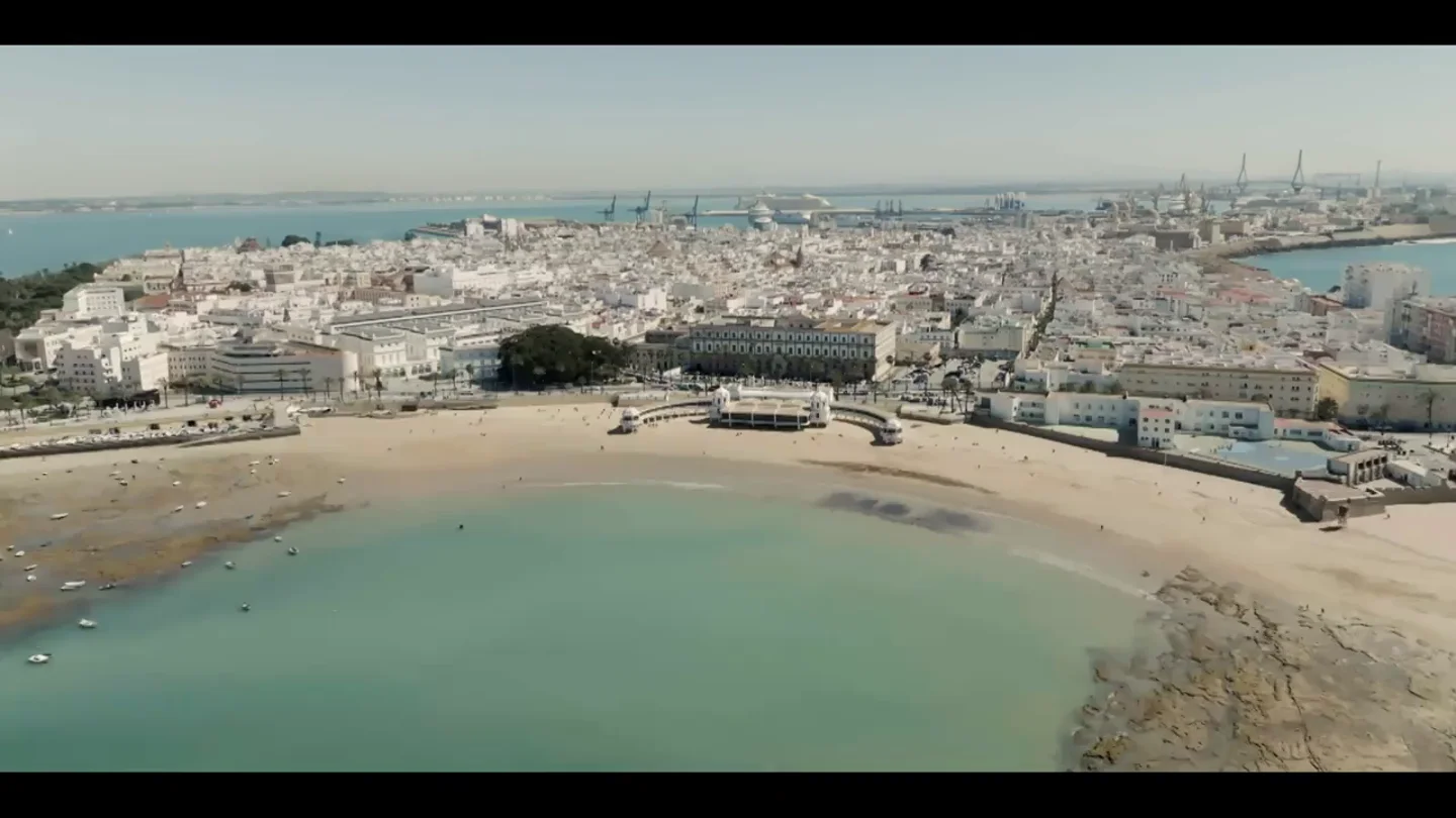 Así afectaría el tsnumani previsto por los expertos a Cádiz: "No podemos evacuar porque no sabemos cuándo va a ocurrir" Así afectaría el tsnumani previsto por los expertos a Cádiz: "No podemos evacuar porque no sabemos cuándo va a ocurrir"