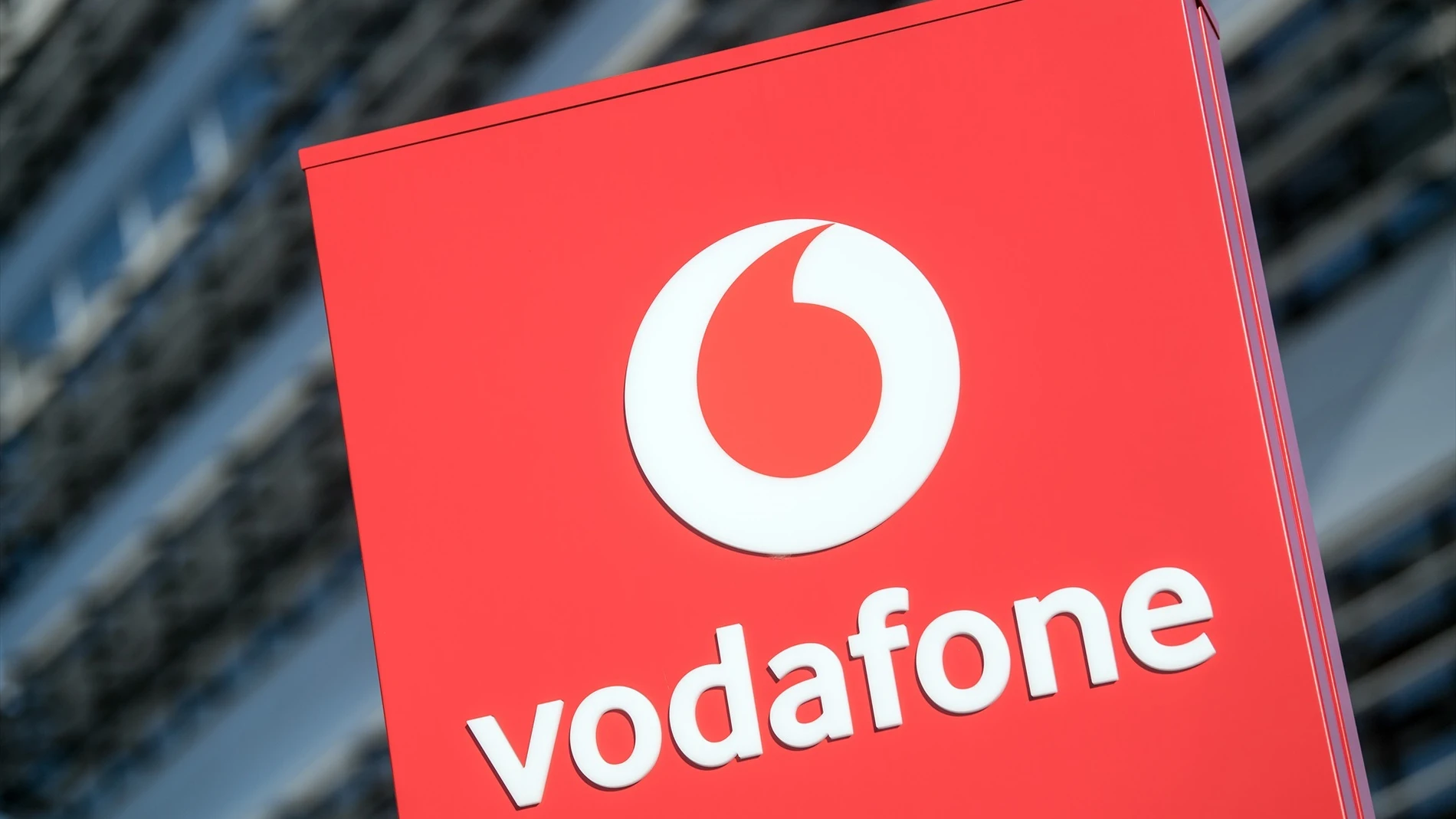 Un 'hackeo' expone datos personales de un "número limitado" de clientes de Vodafone España